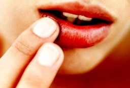Быстрое лечение простуды на губах