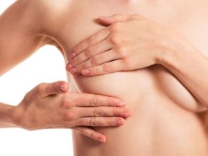 Симптомы и лечение папилломы на груди