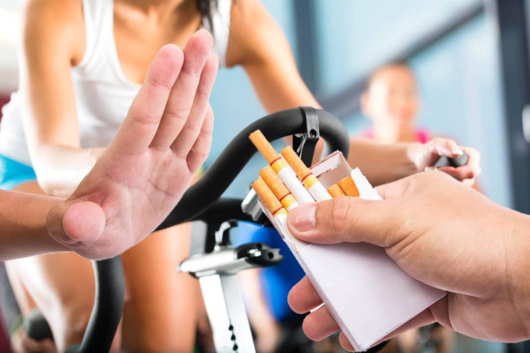 Как физическая нагрузка помогает бросить курить?