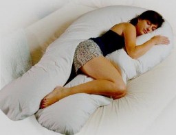 Преимущества использования подушки для тела во время беременности