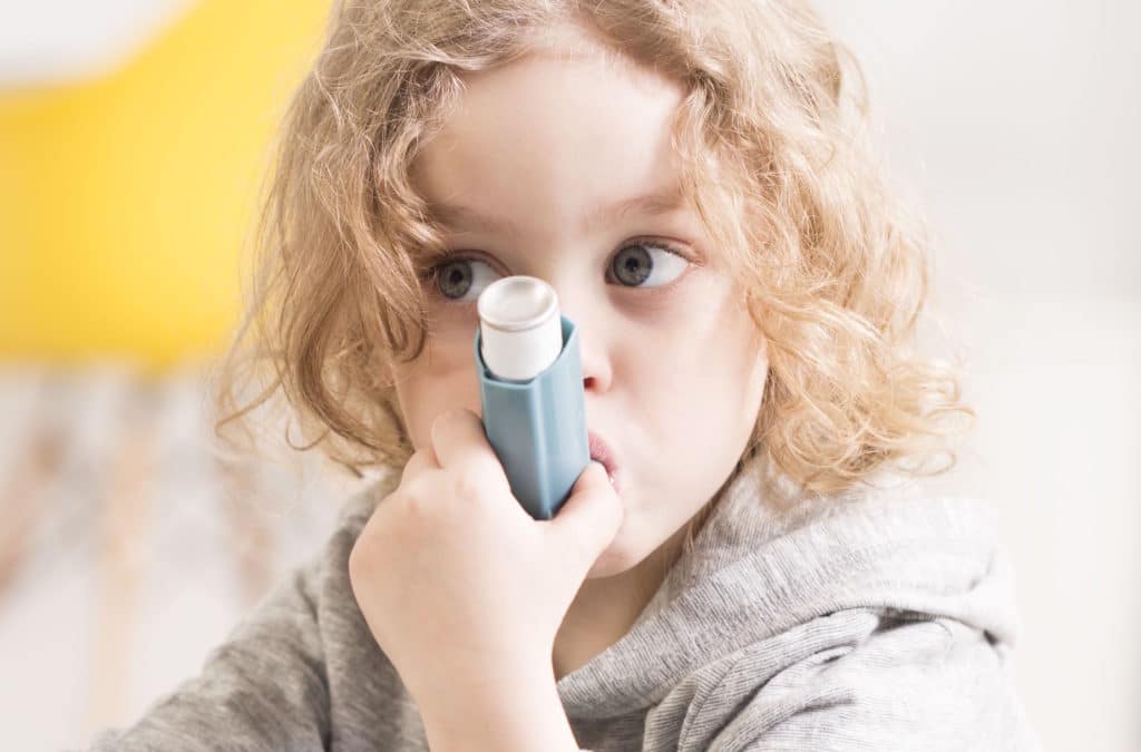 Предотвратить возникновение астмы у детей поможет пыль