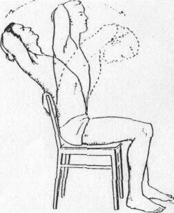 Упражнение для грудного отдела на стуле