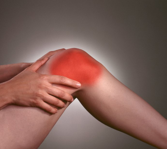 Лазерное лечение колен крайне эффективно для купирования болей и воспаления