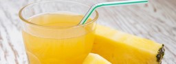 Свежий сок ананаса от кашля лучше фармацевтических препаратов
