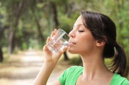 8 Способов Пить Больше Воды