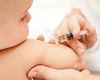Вакцинация маленькому ребенку