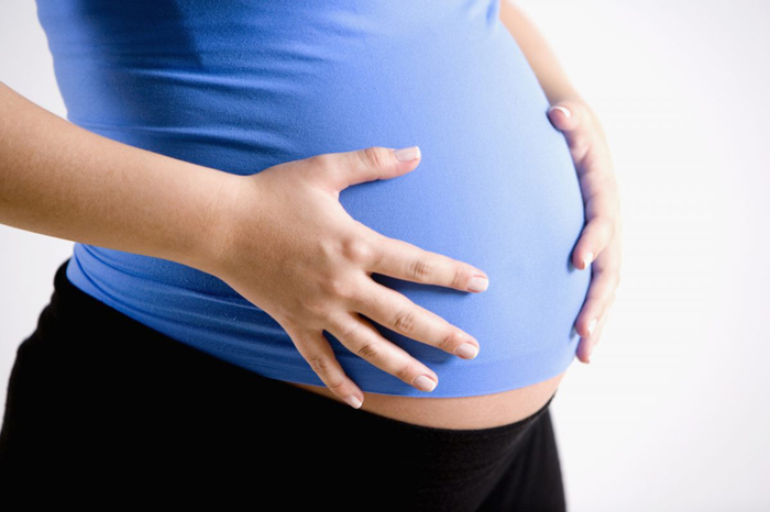Артрит при беременности обычно протекает тяжелее, чем без нее, но иногда ситуация обратная (из-за подавления иммунного ответа организмом беременной)
