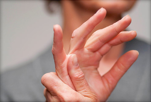 Поражение артритом пальцев рук