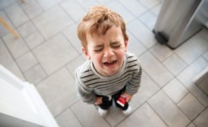 Как правильно прекратить истерики у ребенка 4-х лет