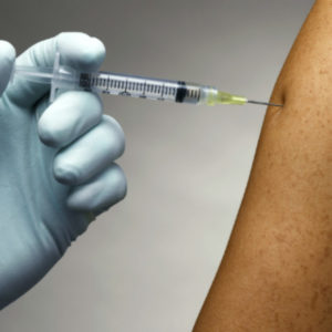 вакцина взрослому 
