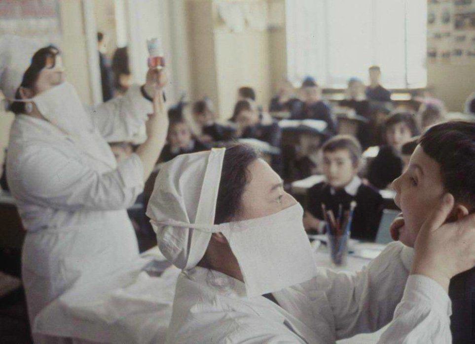 Как боролись с гриппом и ОРВИ в Советском союзе?